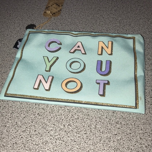 NWT Typo pouch - Picture 3 of 6